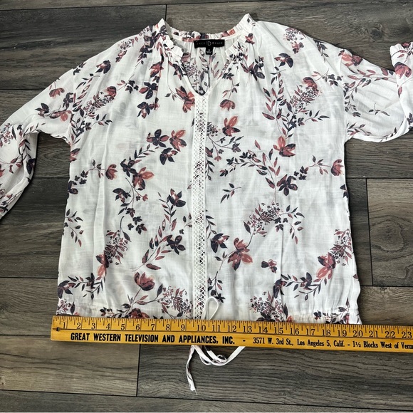 Fred David Floral Blouse Size Medium - Picture 8 of 11